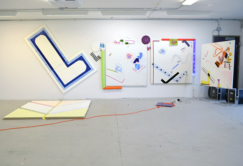 Critique Space